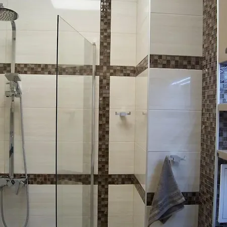 Cozy 2br Oasis In 아파트 부르가스