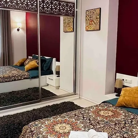 Cozy 2br Oasis In 아파트