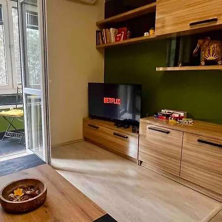 Cozy 2br Oasis In *